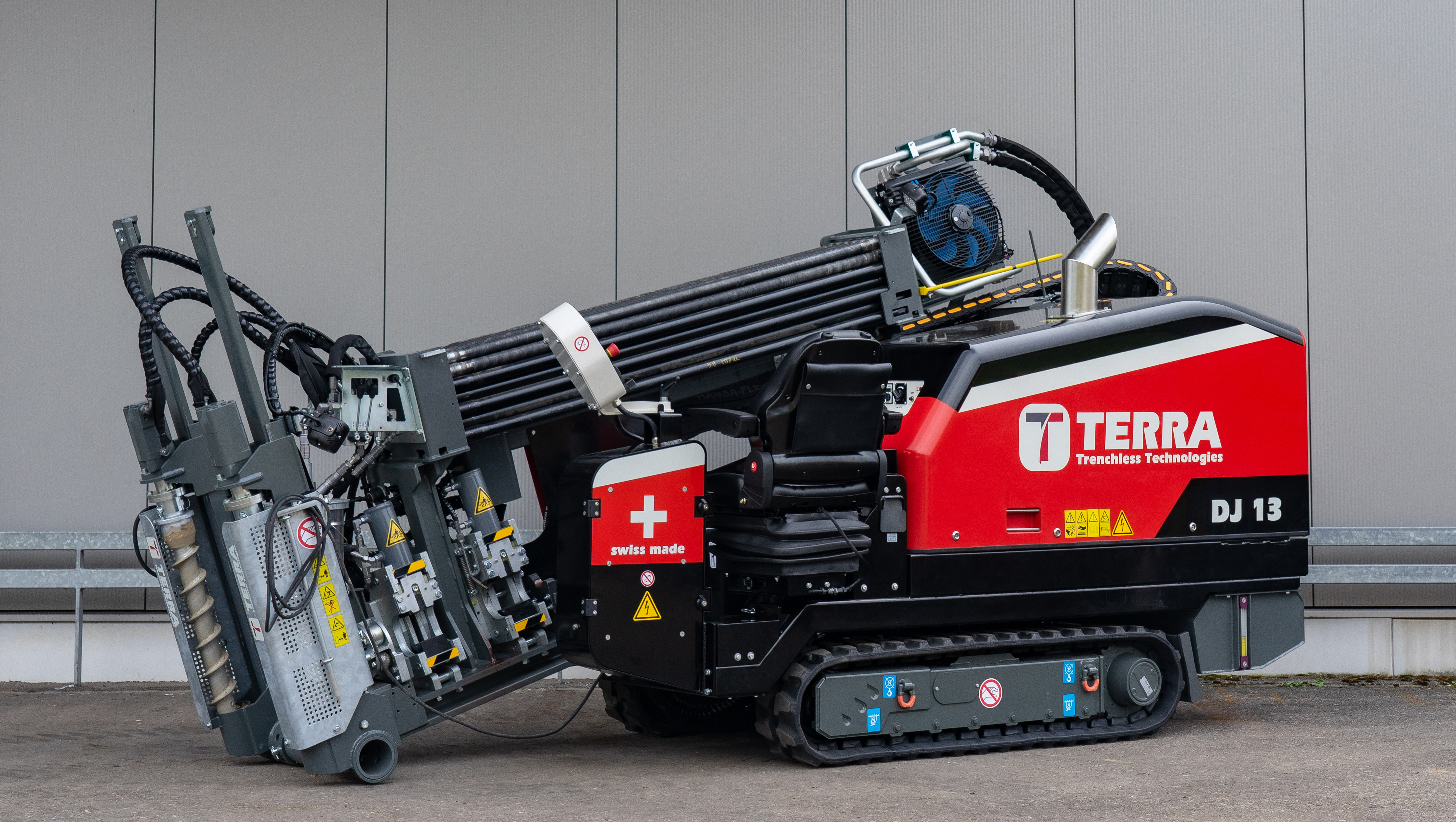 HDD Spülbohranlage TERRA-JET DJ 13, klein und kompakt, 6 Tonnen Bohranlage